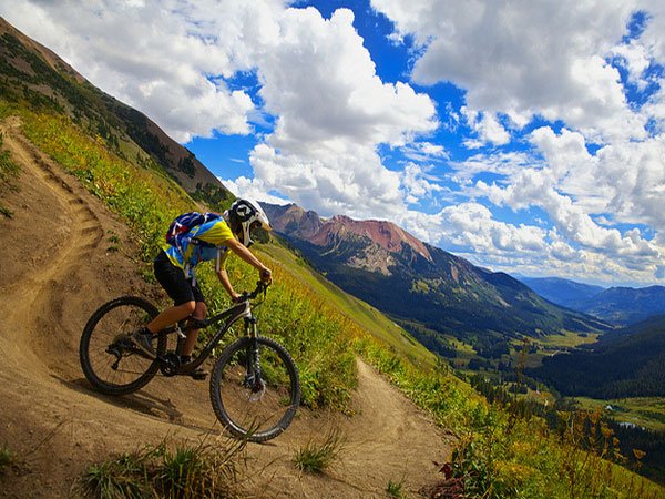 Cycling in Kumaon Himalayas: The Tiger & Mountain Trail 10 Days